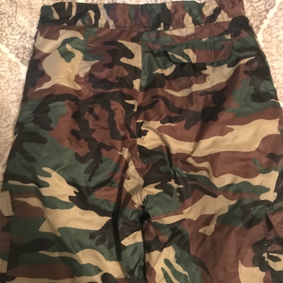Army Pattern Snow Pants - Picture 3 of 4